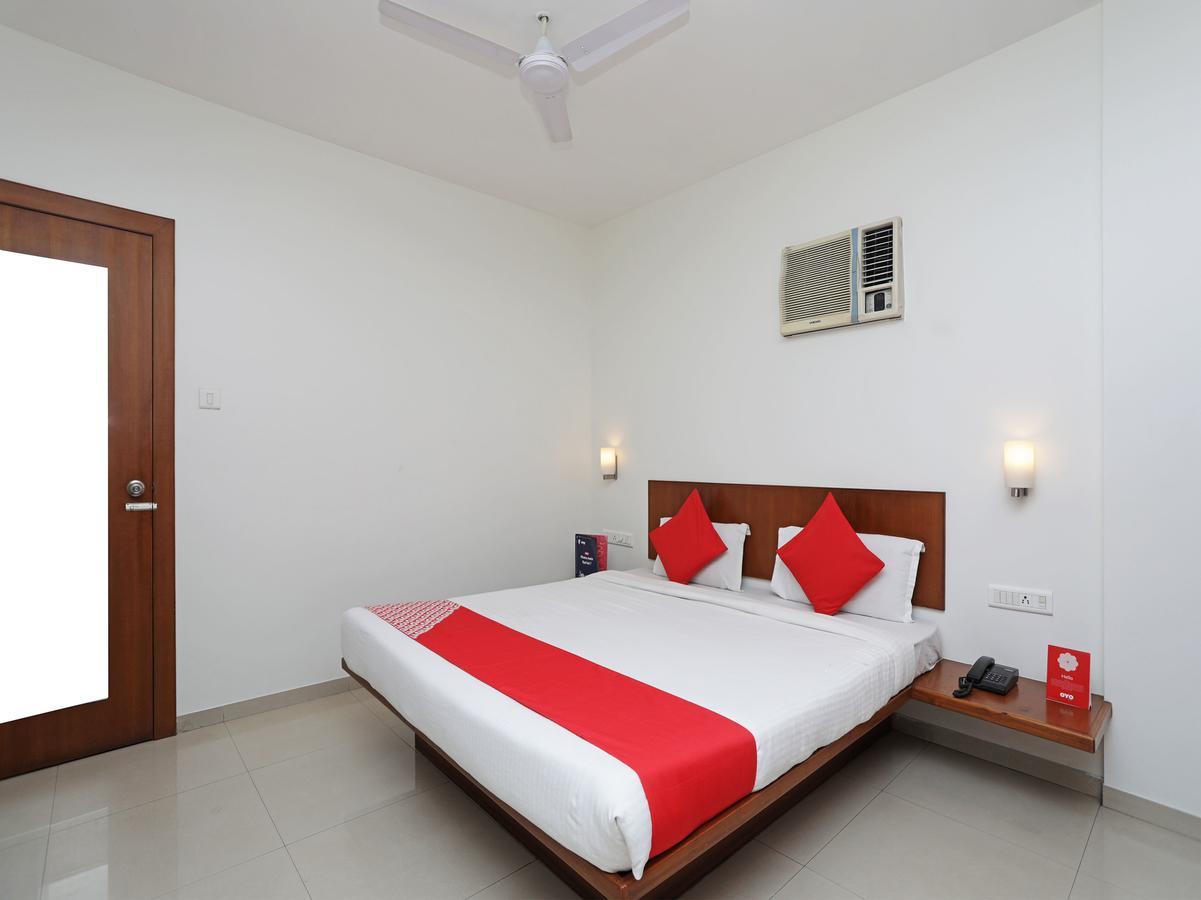 Oyo 1194 Hotel Gulmohr Púna Kültér fotó