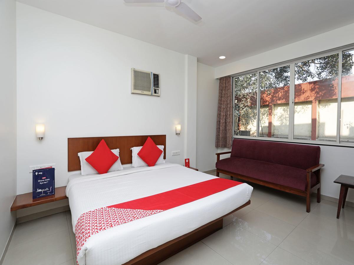 Oyo 1194 Hotel Gulmohr Púna Kültér fotó