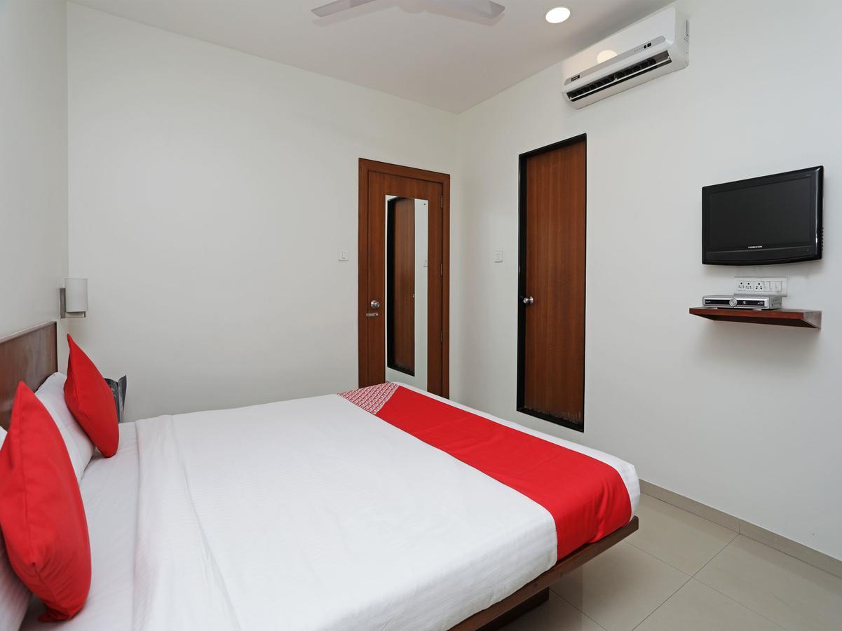 Oyo 1194 Hotel Gulmohr Púna Kültér fotó