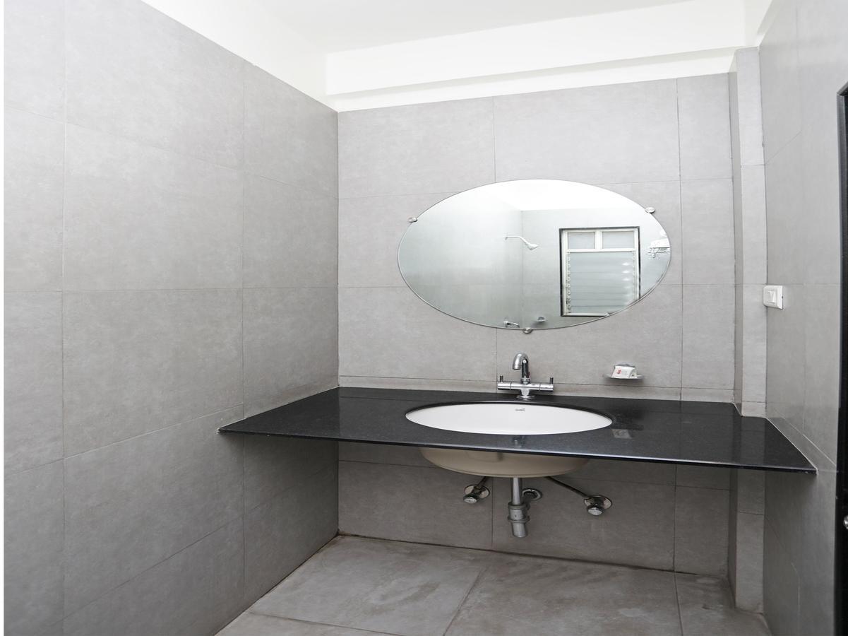 Oyo 1194 Hotel Gulmohr Púna Kültér fotó
